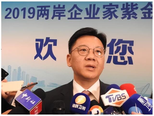 台資冠龍股份是現任大陸全國台企聯會長李政宏的公司，23日獲大陸證監會同意在深交所創業板上市。